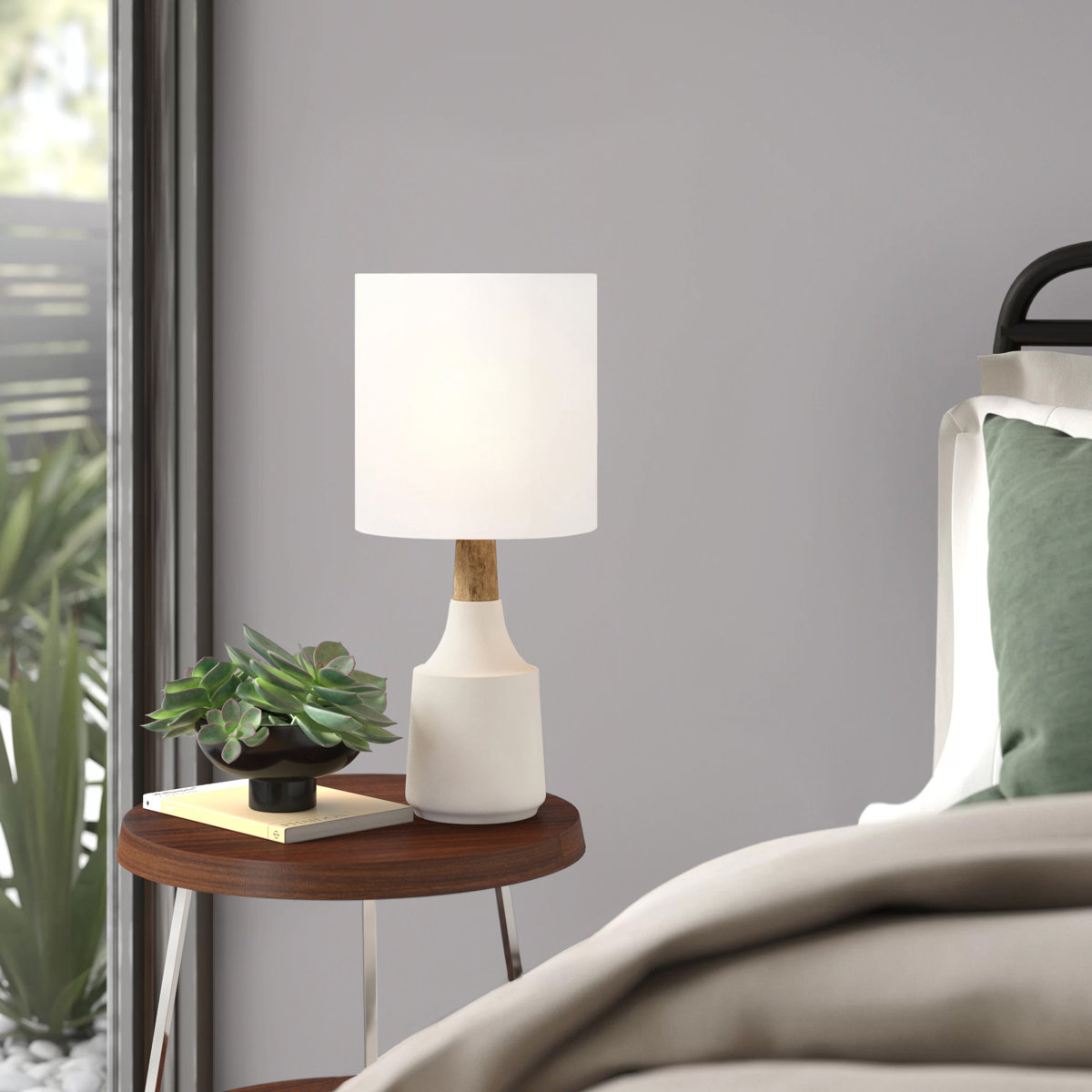 Scallop 18'' Table Lamp