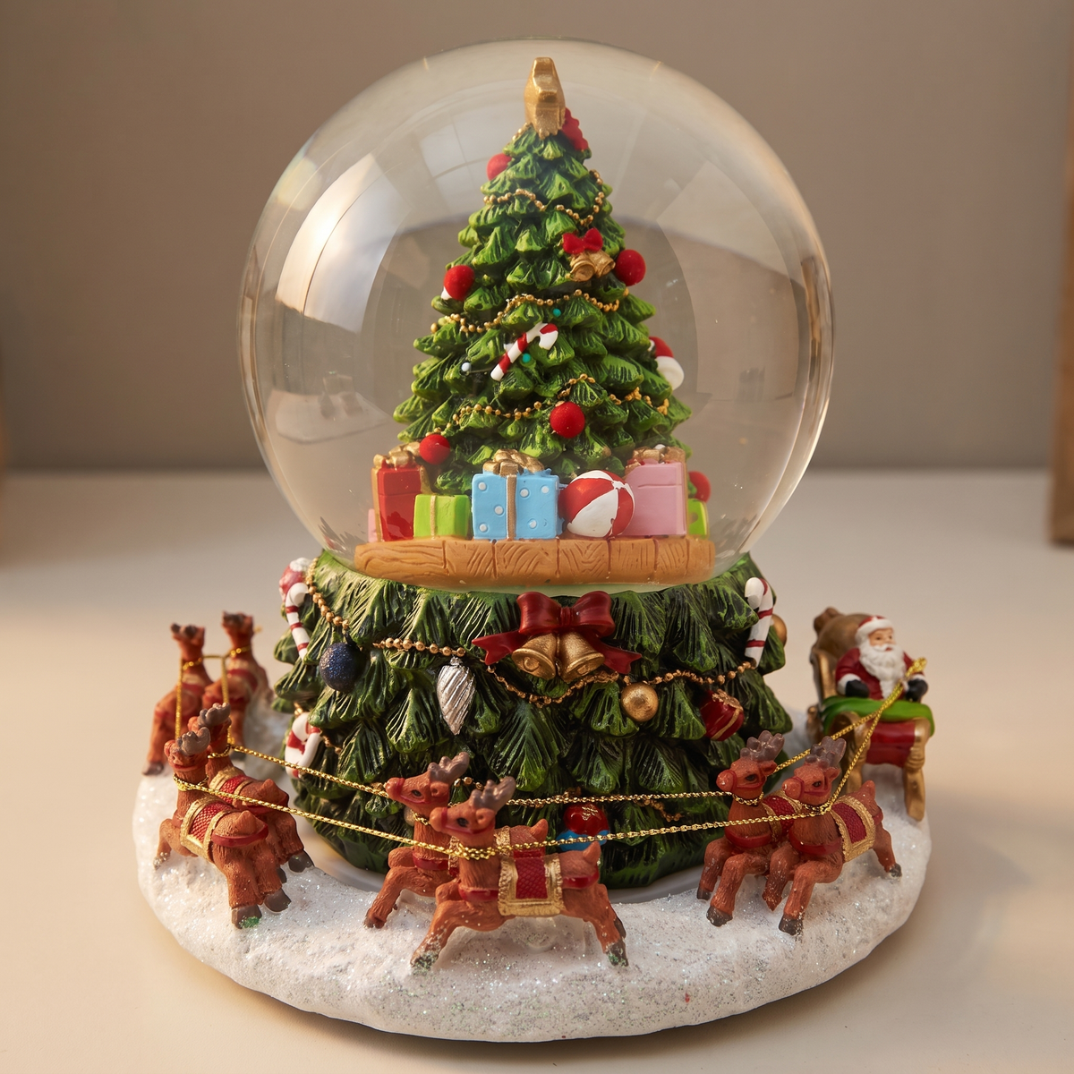 Revolving Musical Santa & Christmas Tree Snow Globe – 12cm – close-up detail