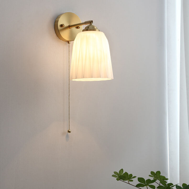 Ribbed Glass Pull Chain Wall Lamp