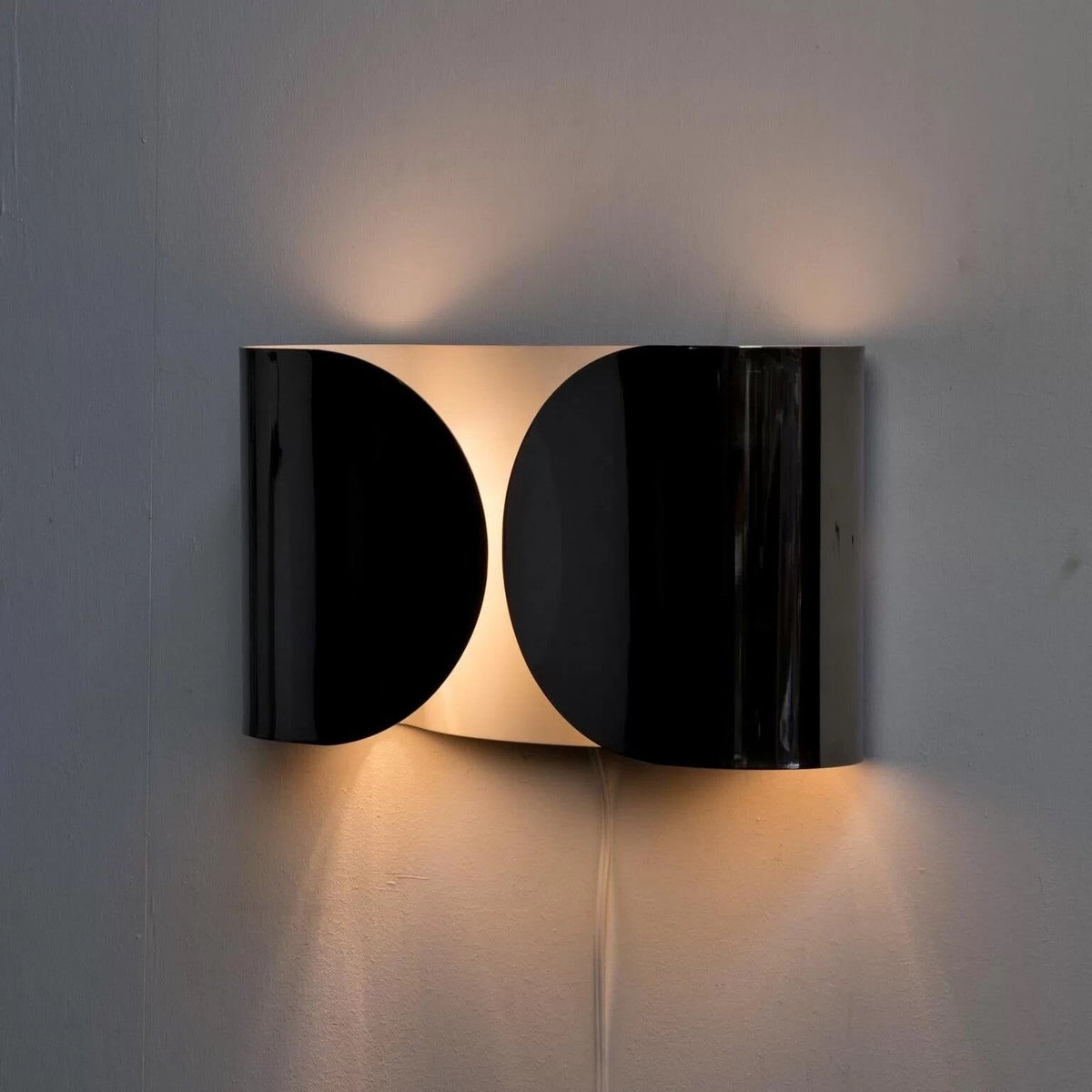 Lunara Modern Chrome LED Wall Light