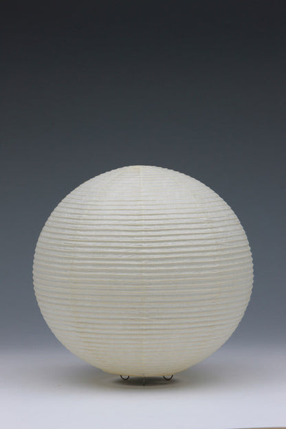Paper Moon 05 Globe