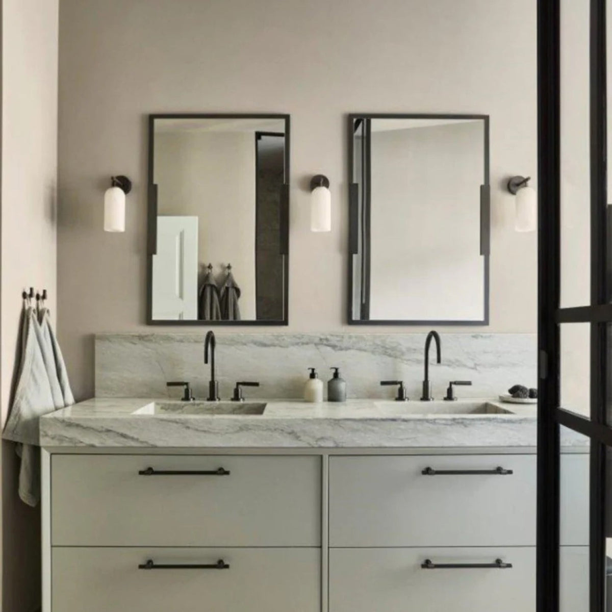 Pillar Wall Sconce