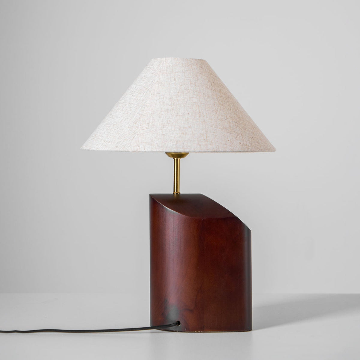 Arouca Table Lamp