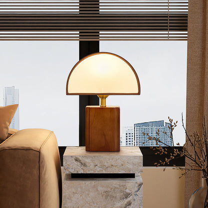 Auburn Table Lamp