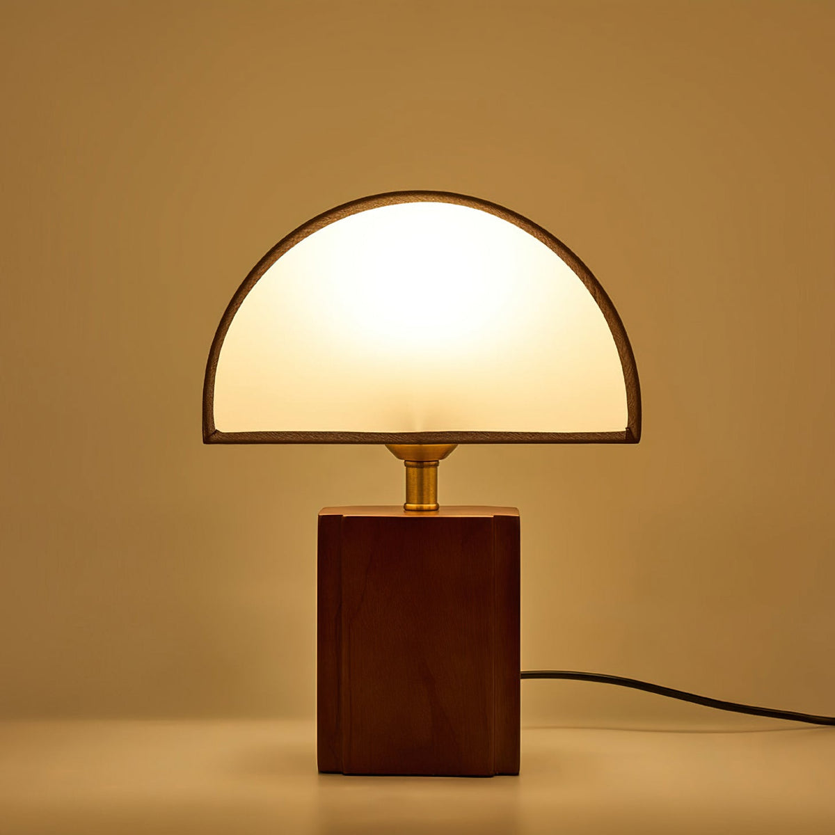 Auburn Table Lamp