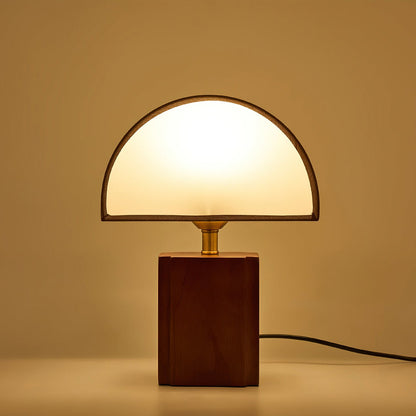 Auburn Table Lamp