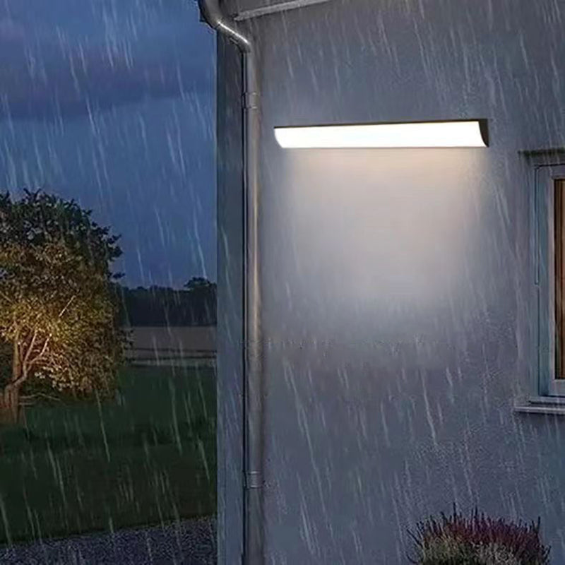 Modern Linear LED Outdoor Wall Light