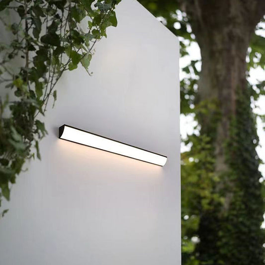 Modern Linear LED Outdoor Wall Light