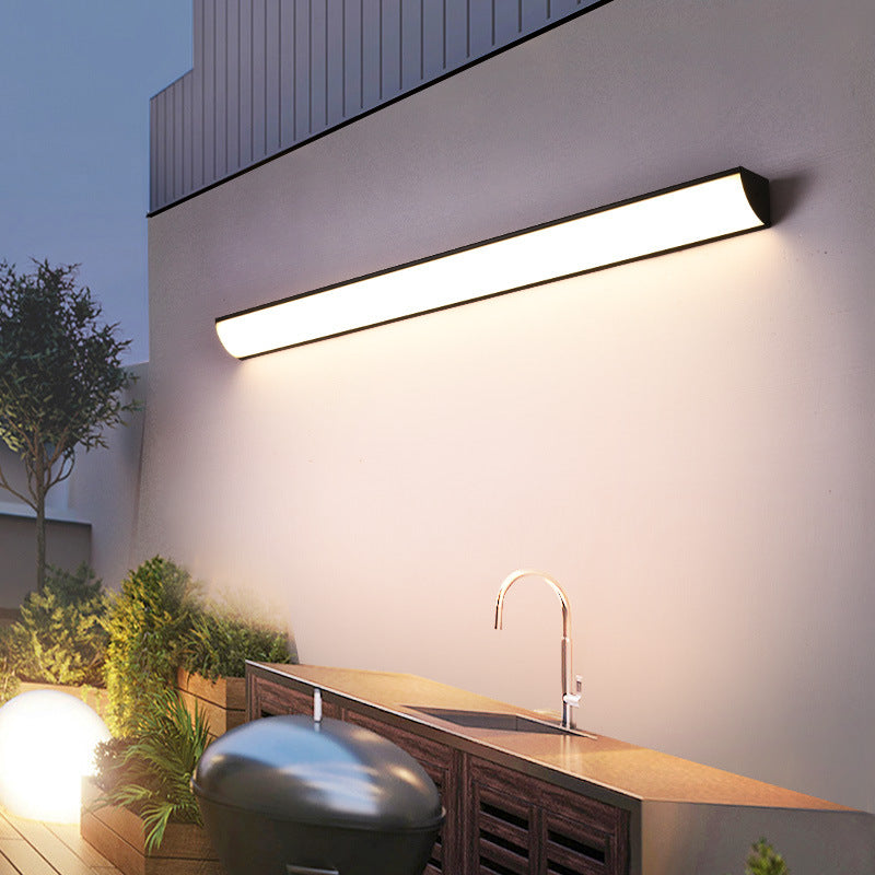 Modern Linear LED Outdoor Wall Light