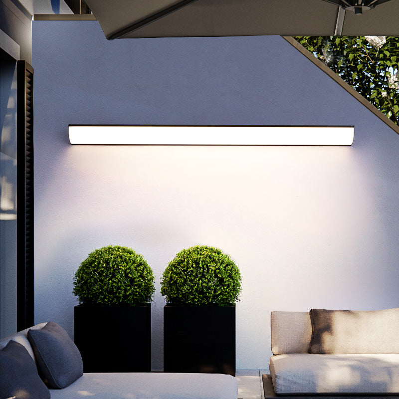 Modern Linear LED Outdoor Wall Light