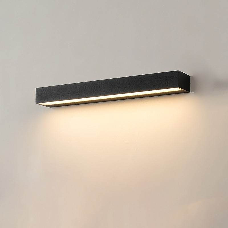 Modern Linear LED Outdoor Wall Light