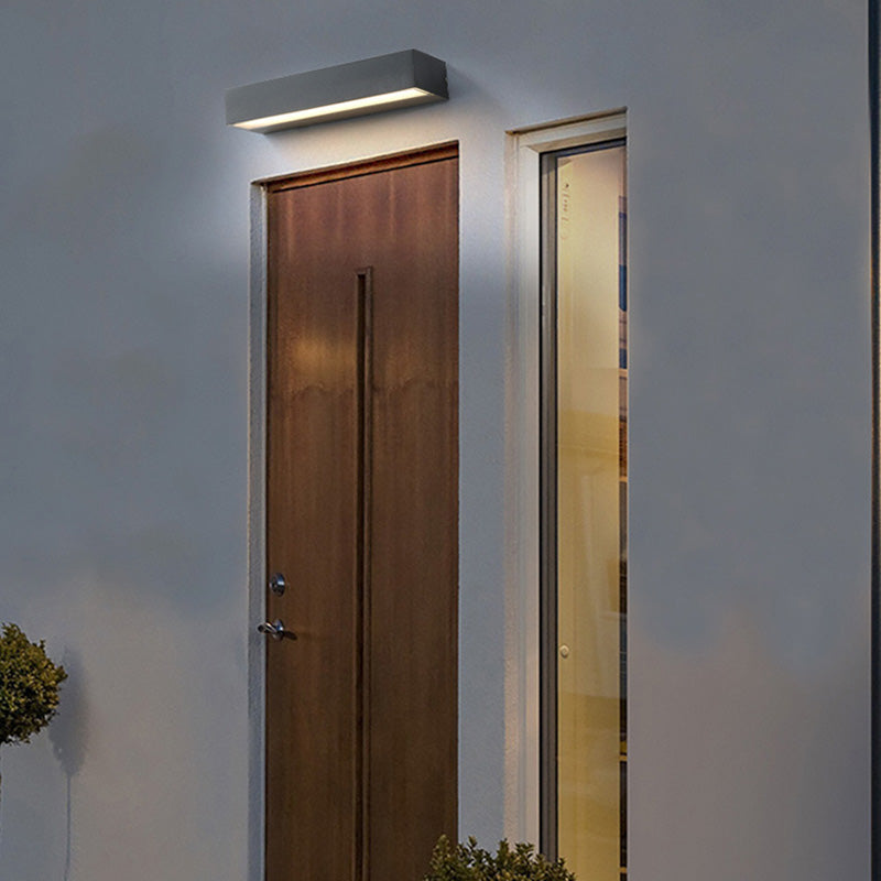 Modern Linear LED Outdoor Wall Light