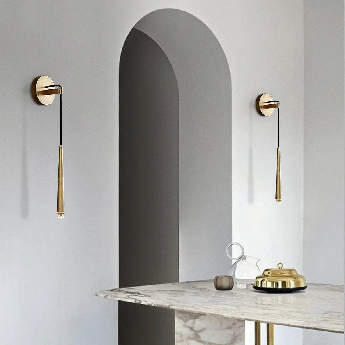 Aquila Brass Tube Wall Lamp