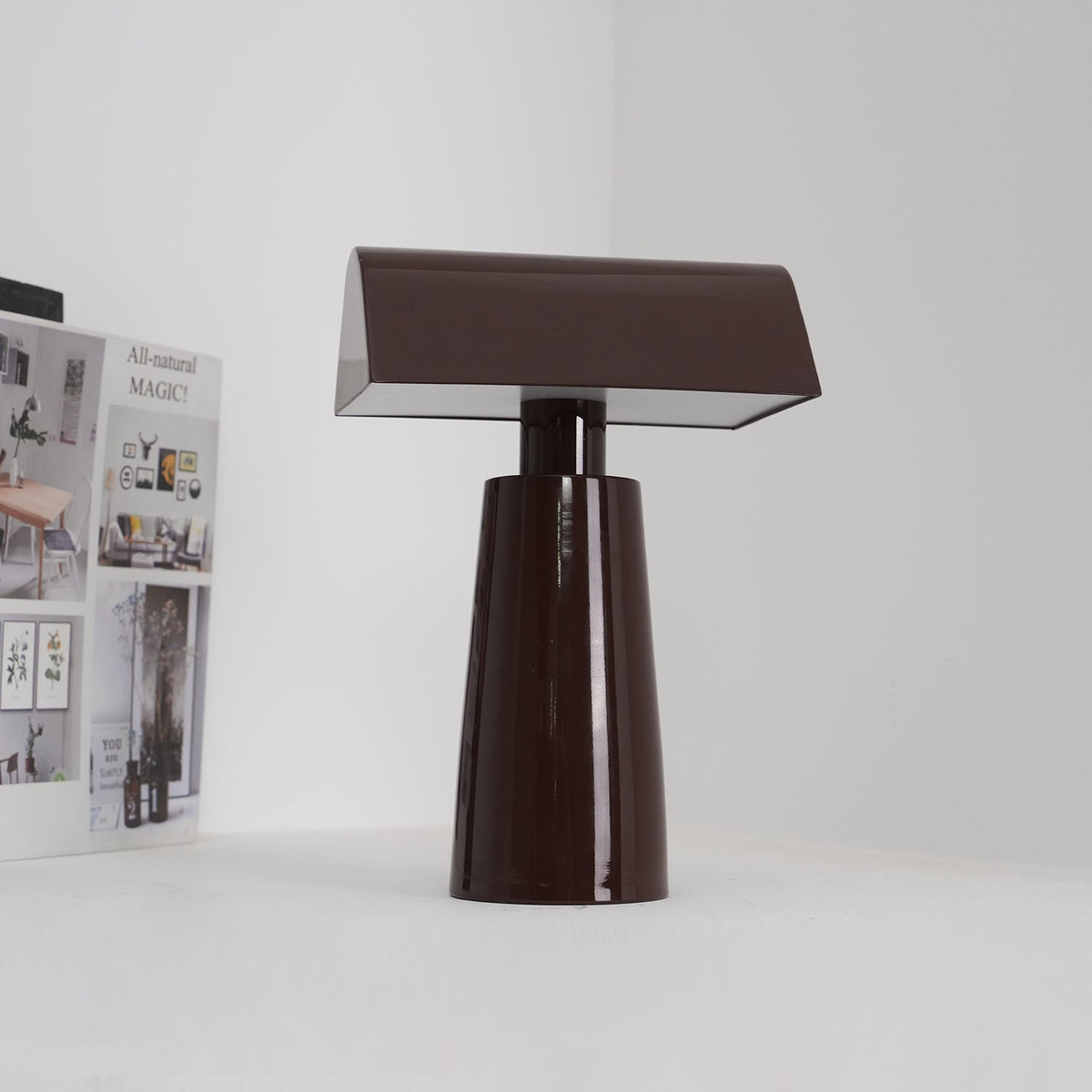 Caret Table Lamp (Built-in battery)