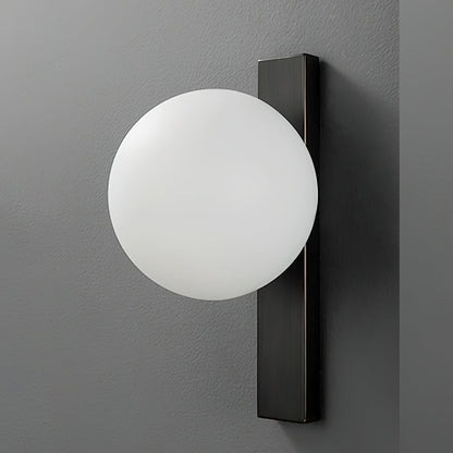 Circ 3720 Wall Lamp