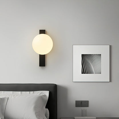 Circ 3720 Wall Lamp