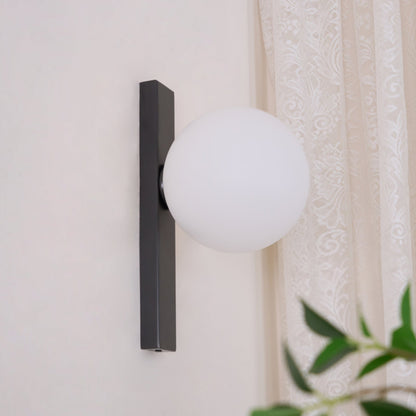 Circ 3720 Wall Lamp