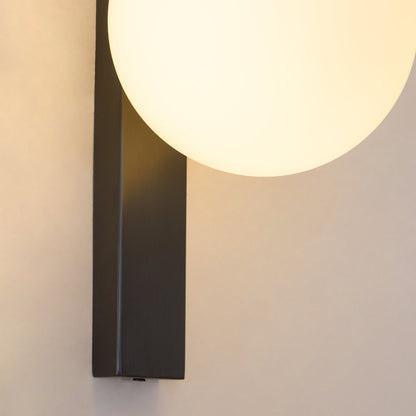 Circ 3720 Wall Lamp