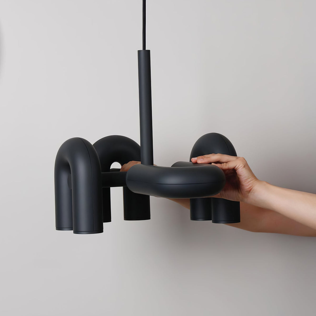 Lunaris Curve Chandelier