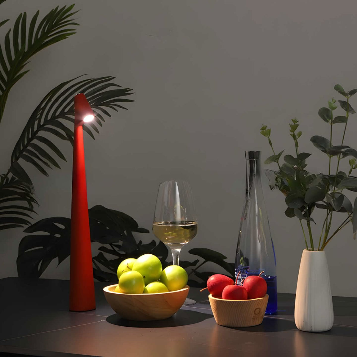 Sleek Cordless LED Table Lamp