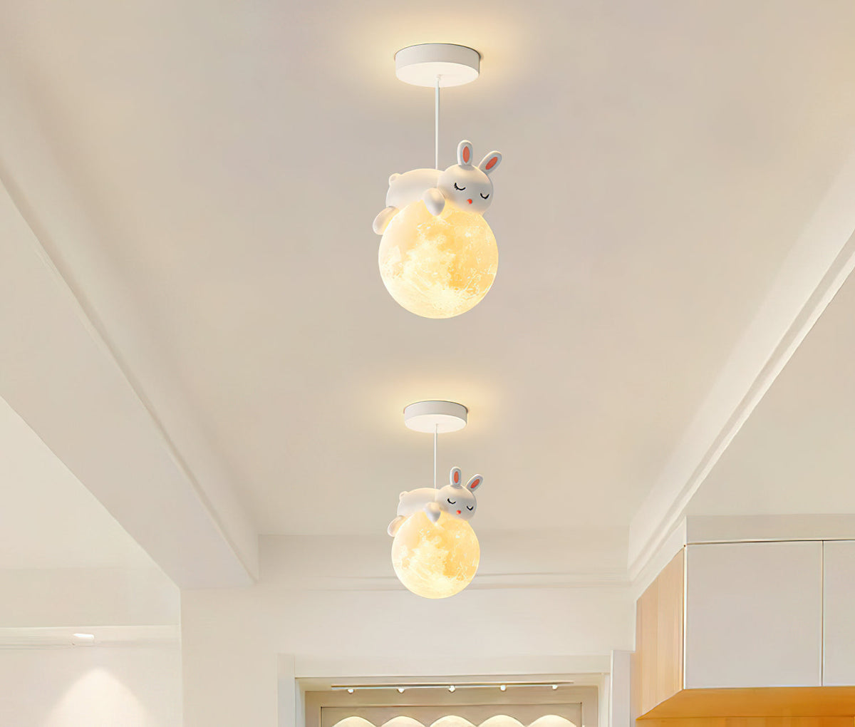 Cream Style Animal Pendant Lamp