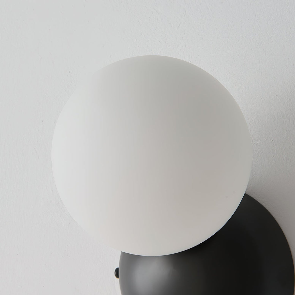 Duris Wall Lamp
