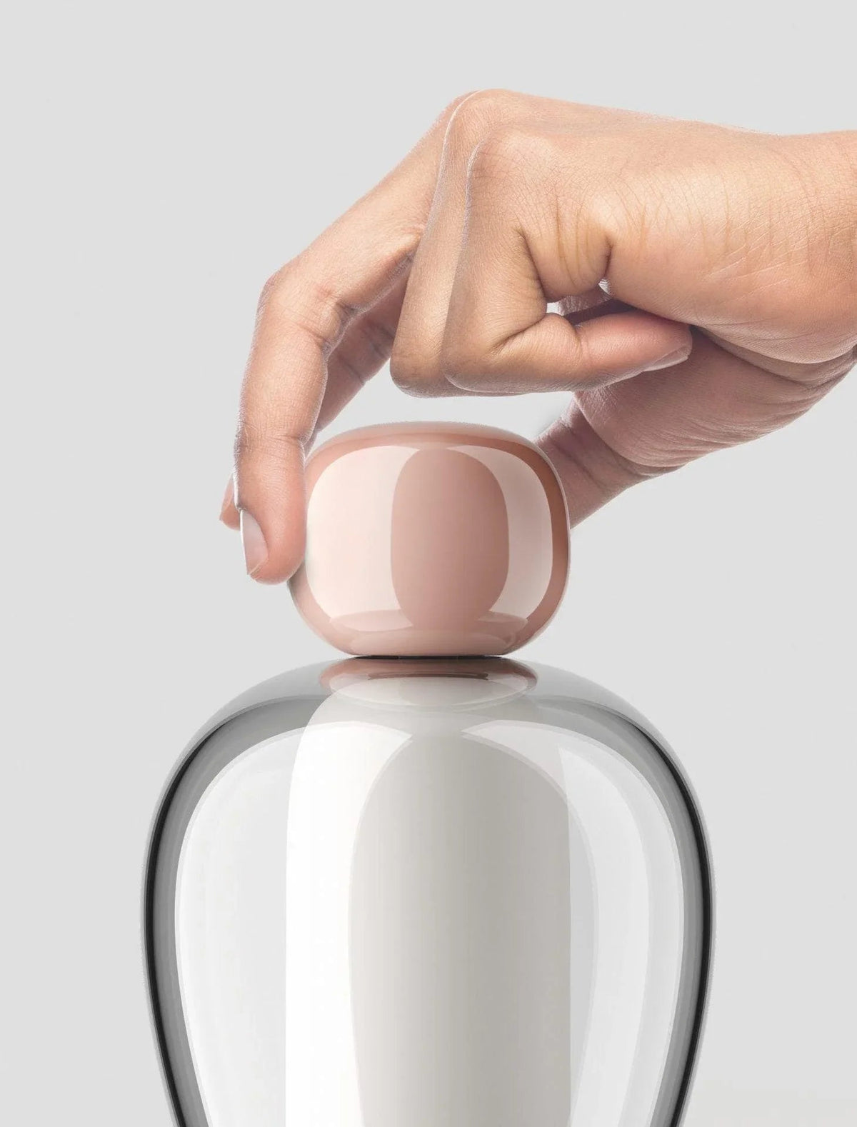 Peblo Portable Table Lamp