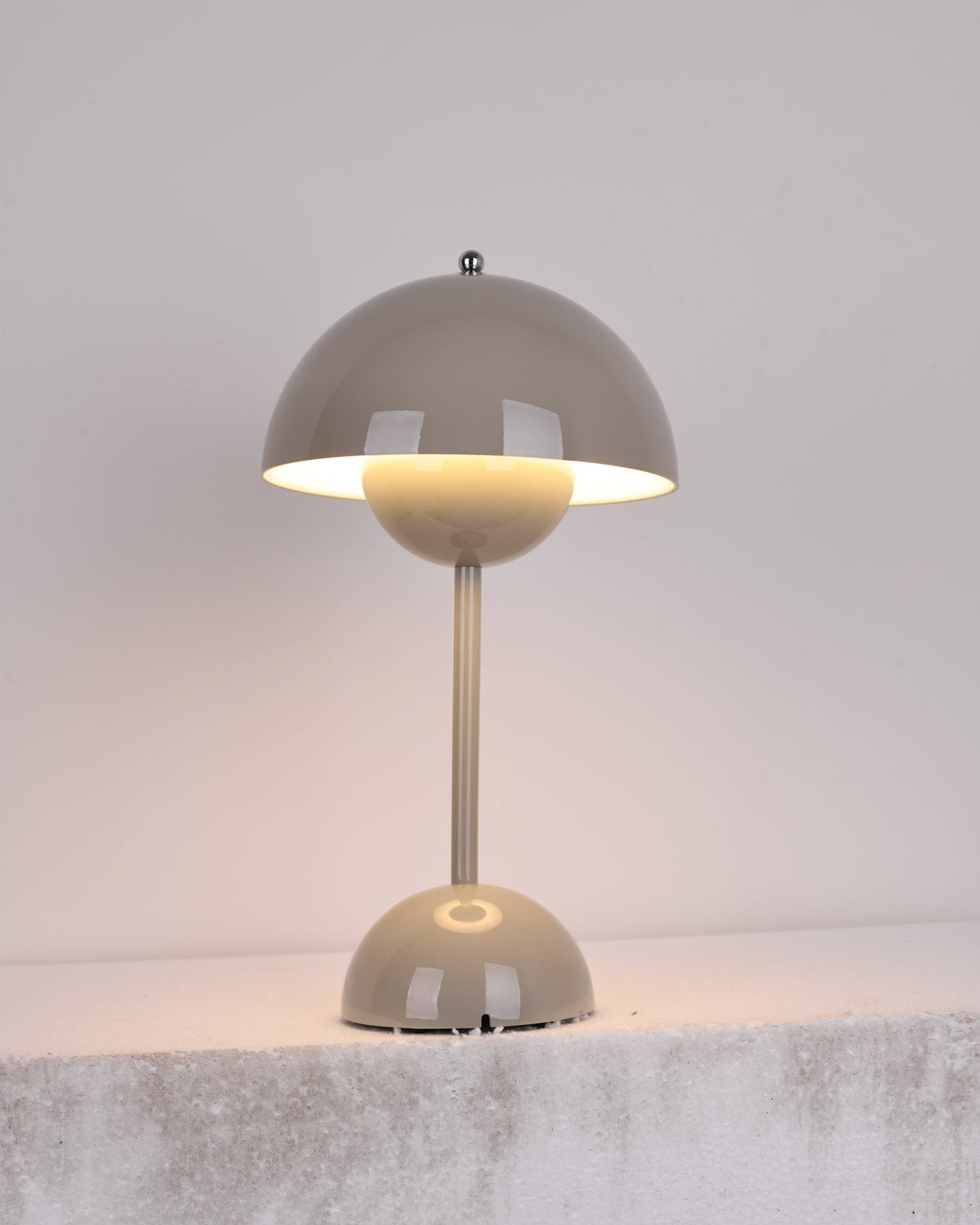 Flowerpot Portable Table Lamp