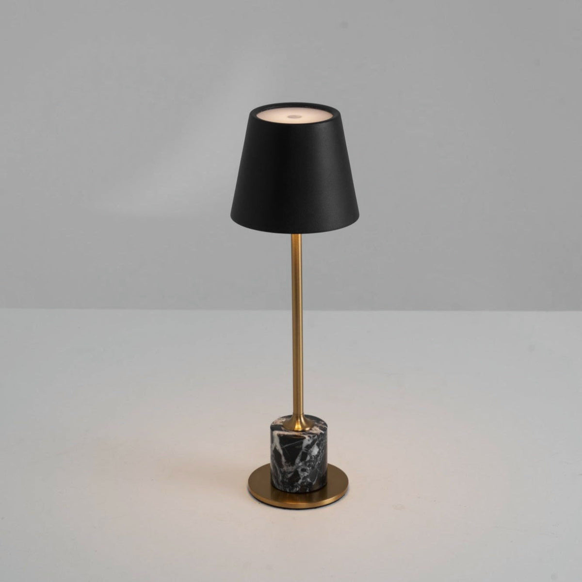 Lirio Mini Marble Table Lamp (Built-in Battery)