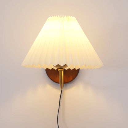 Louise Plug-In Wall Lamp