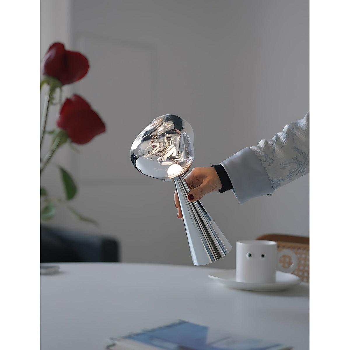 Melt Portable Table Lamp (Built-in Battery)
