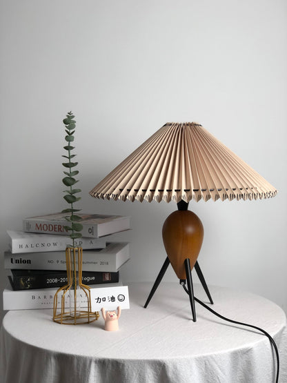 Mian Table Lamp