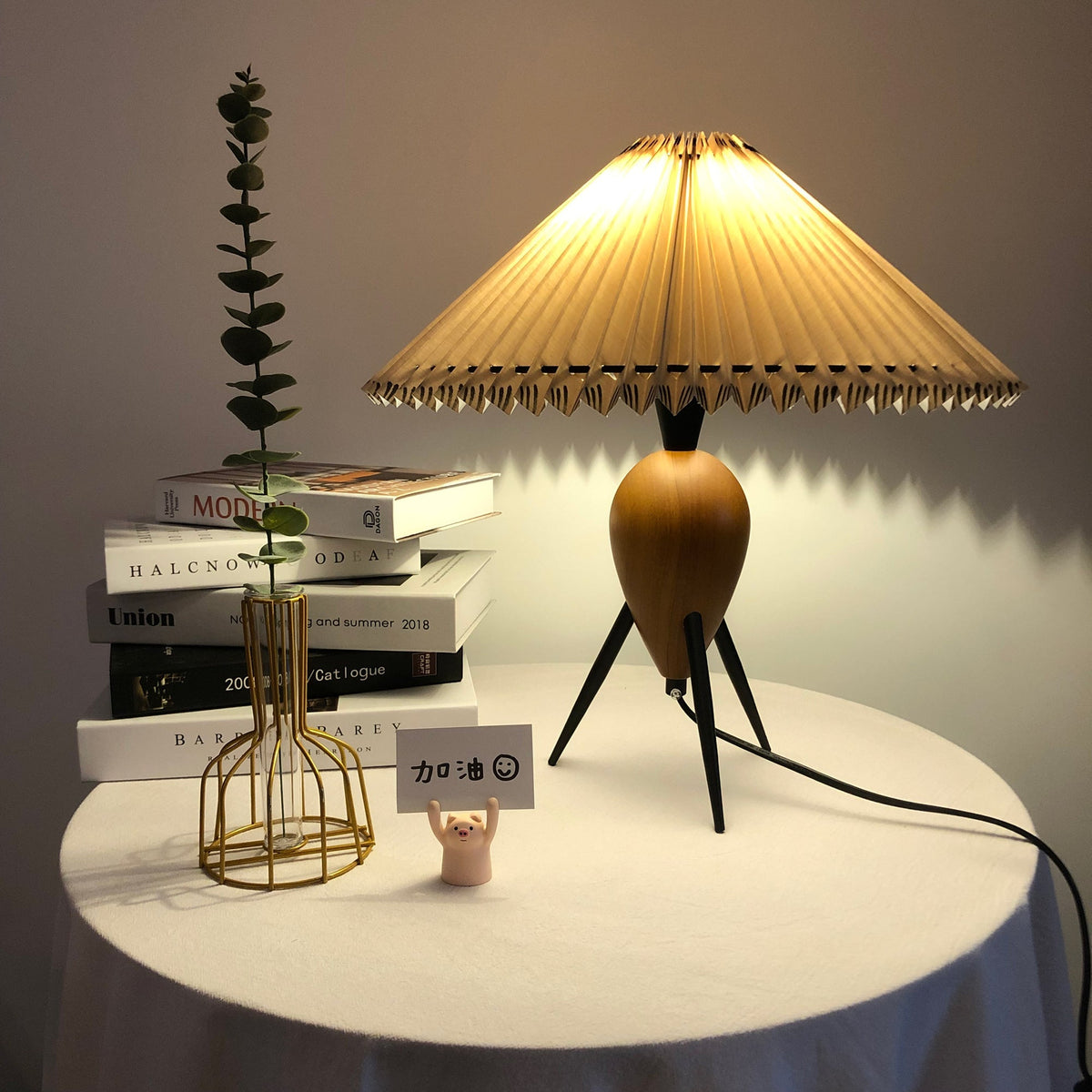 Mian Table Lamp