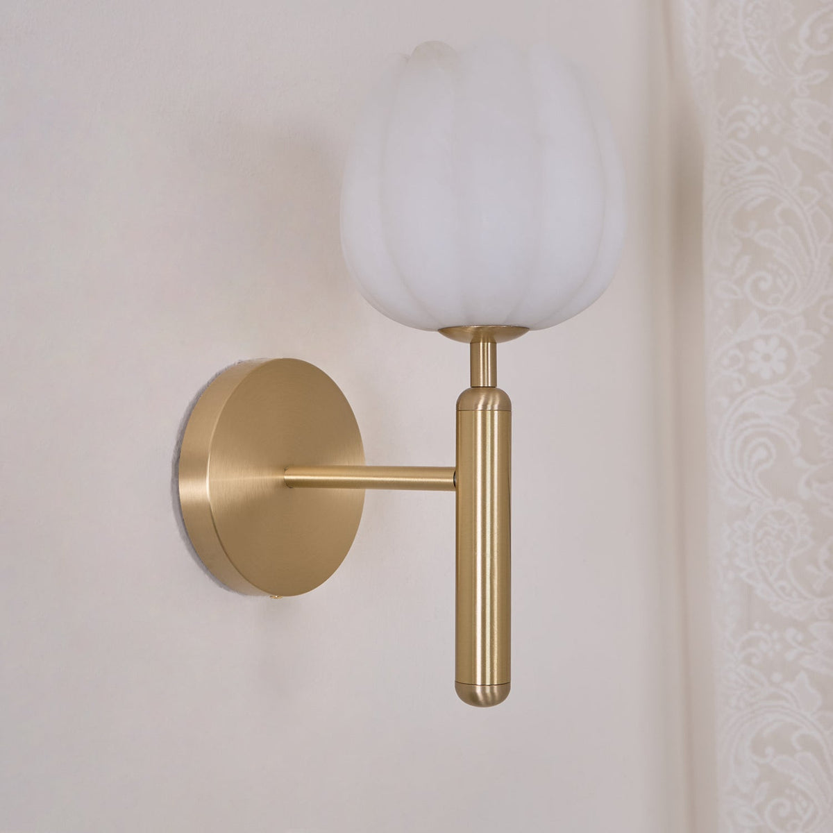 Bloom Petal Wall Lamp