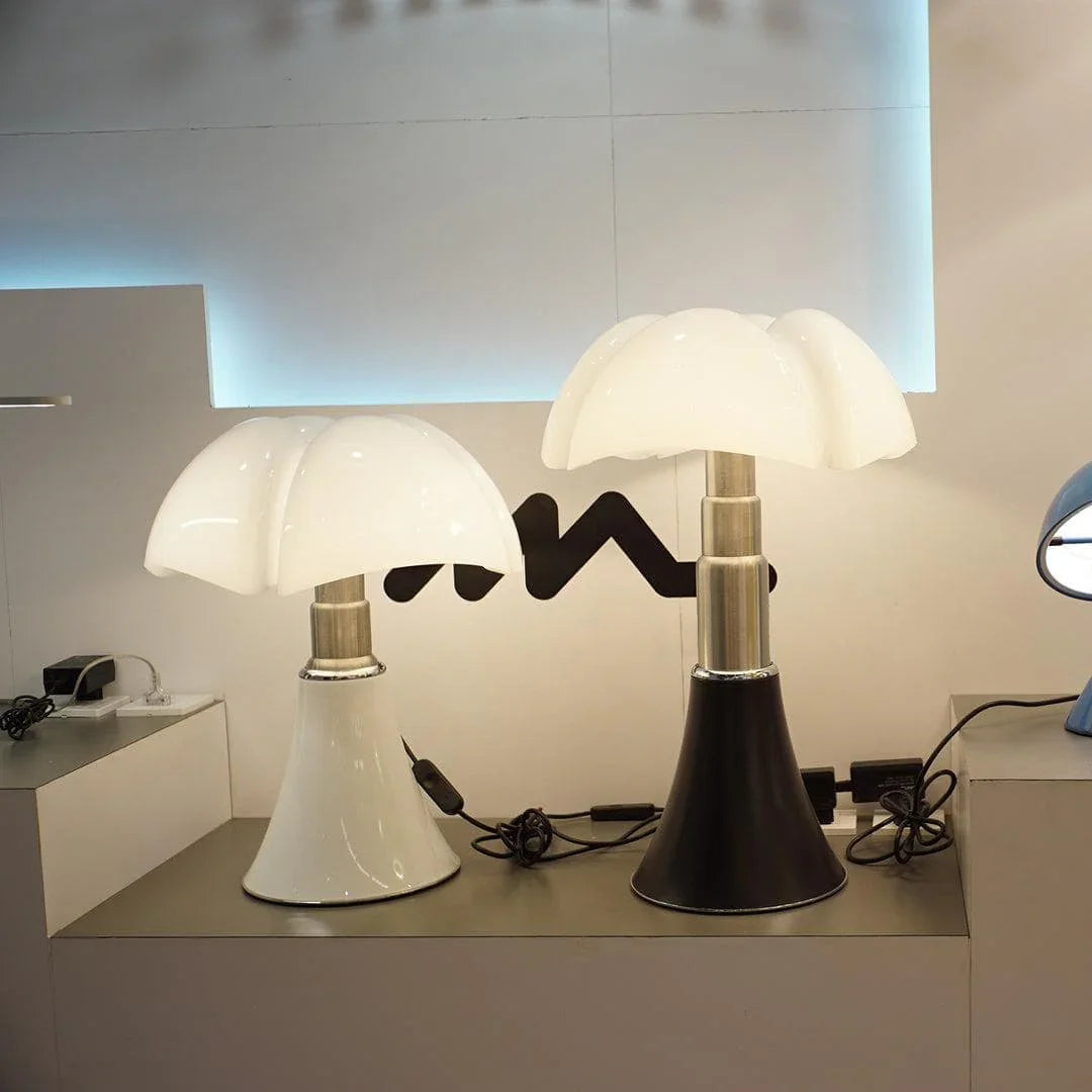 Pipistrello Modern Table Lamp