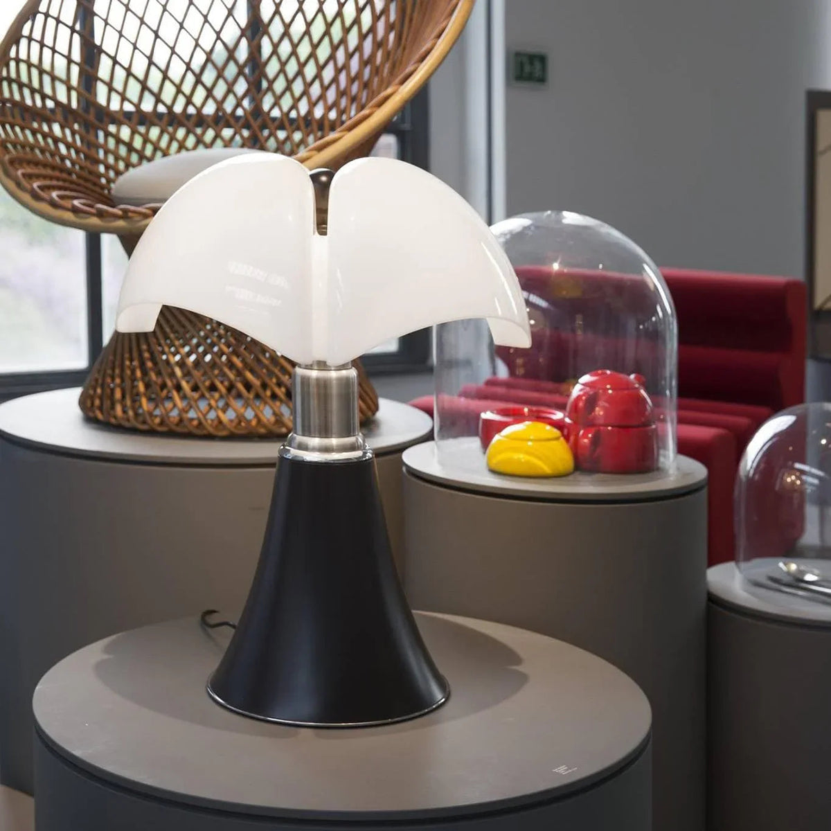 Pipistrello Modern Table Lamp