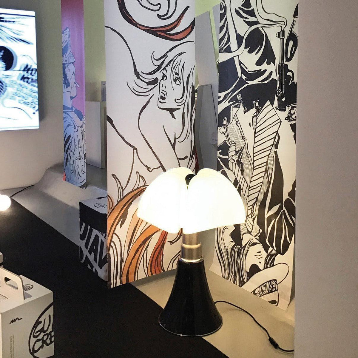 Pipistrello Modern Table Lamp