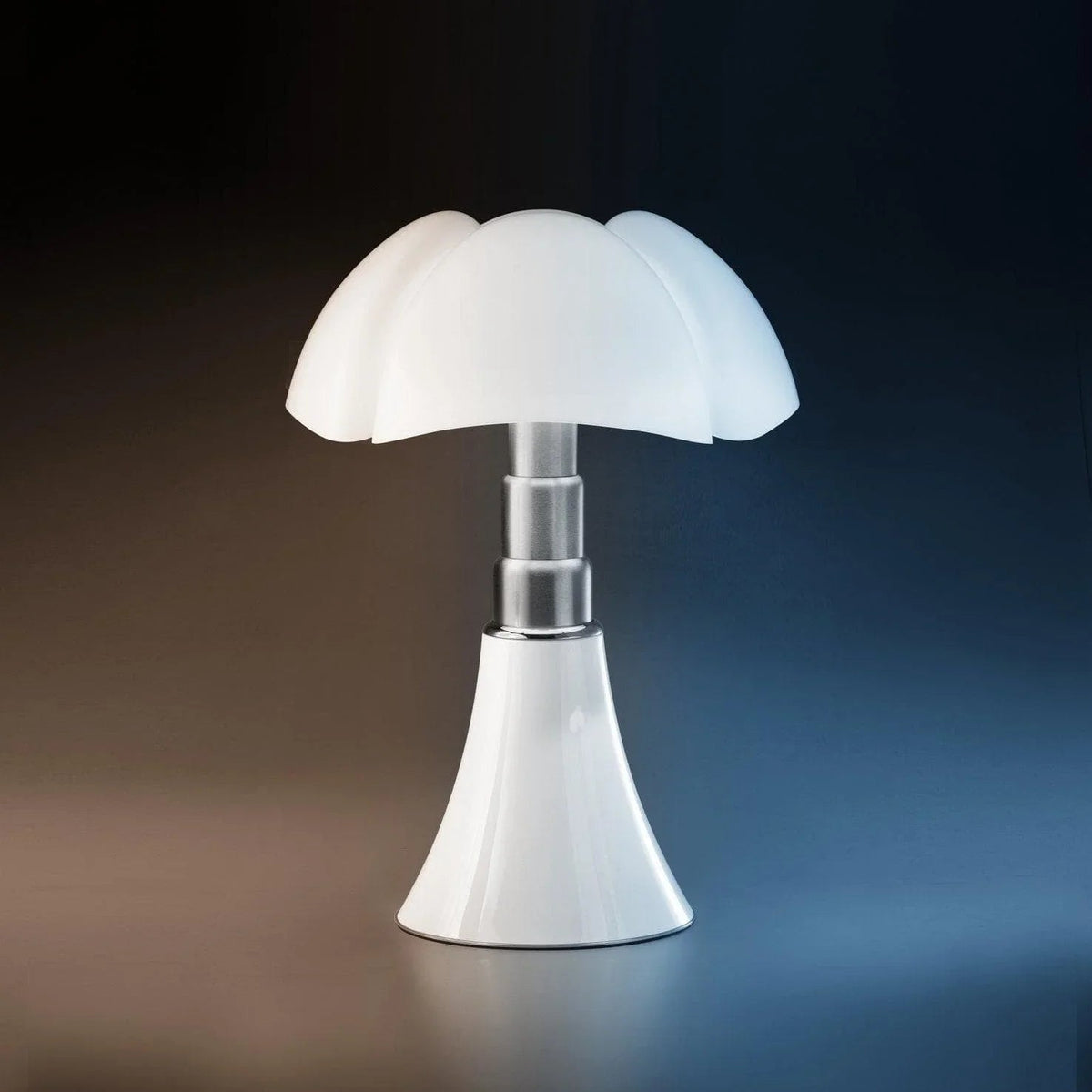 Pipistrello Modern Table Lamp