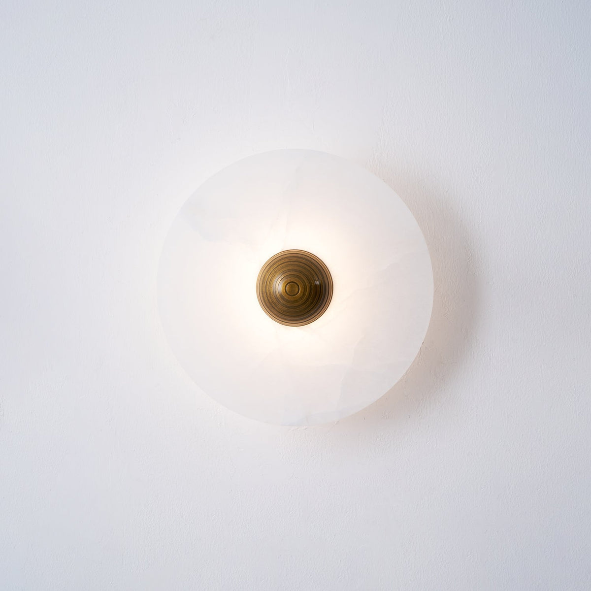 Round Alabaster Wall Lamp