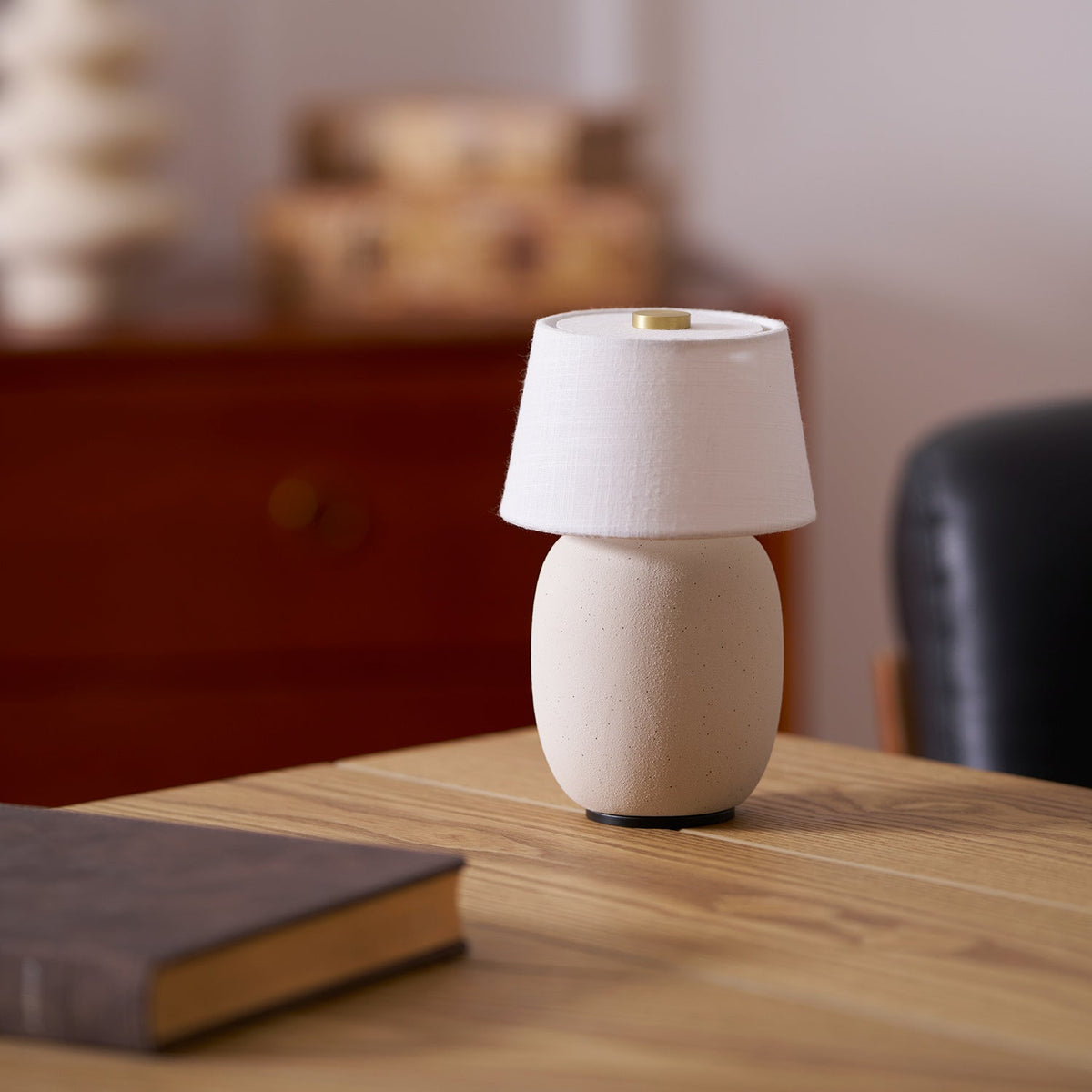 Torso Petite Table Lamp (Built-in Battery)