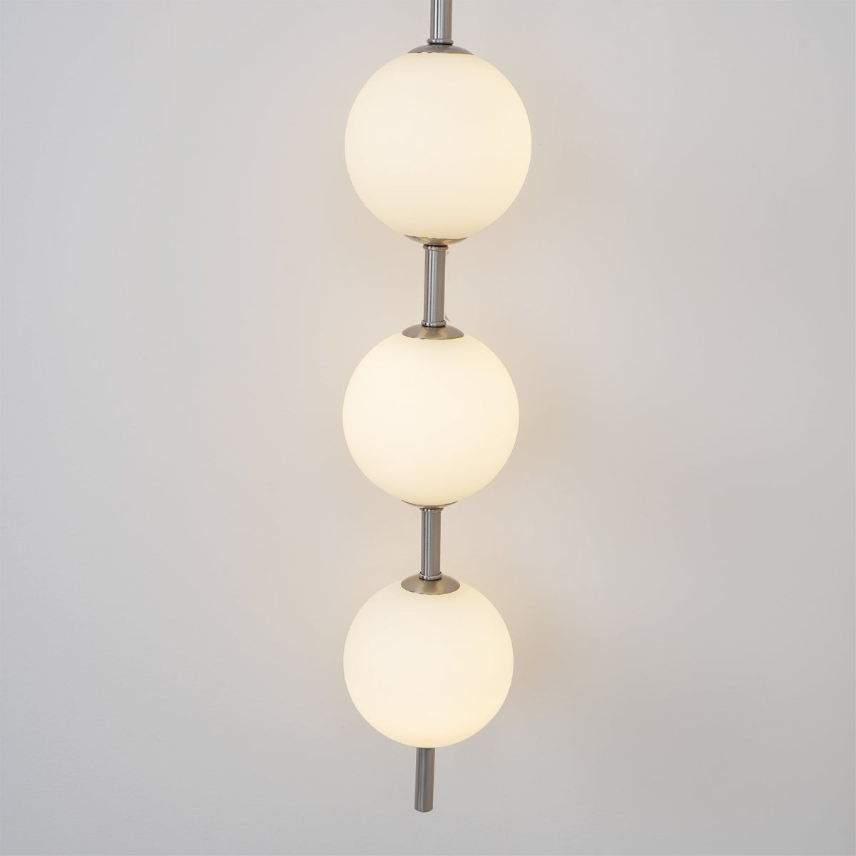 Dual Globe Wall Lamp
