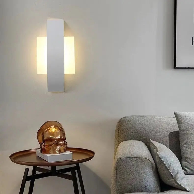 Modera Minimalist LED Wall Light