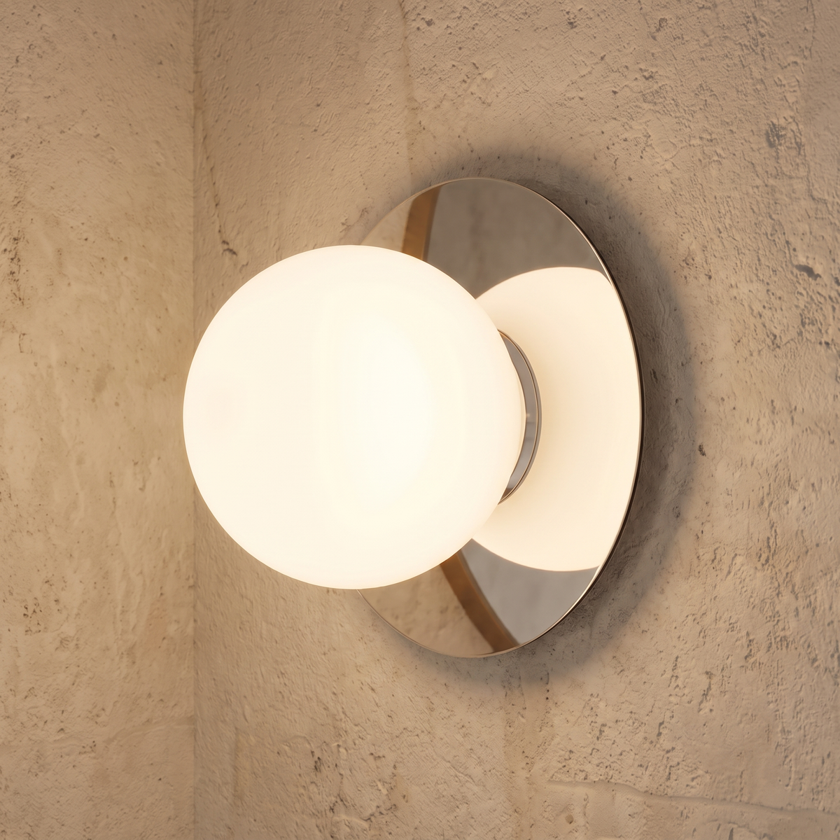 Orb Glass Mirror Wall Light – Medium – close-up detail