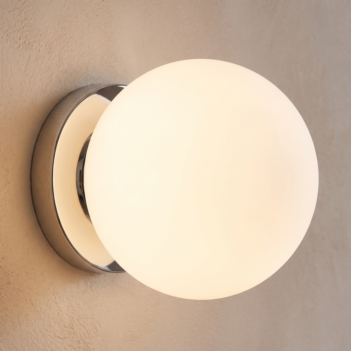 Orb Glass Mirror Wall Light – Small – close-up detail
