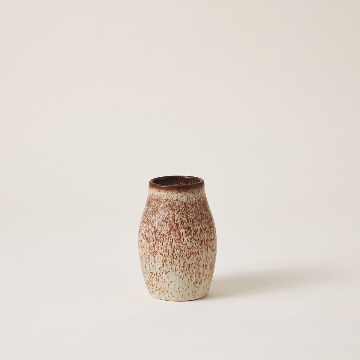 Pod Ceramic Bud Vase – Small – studio product shot