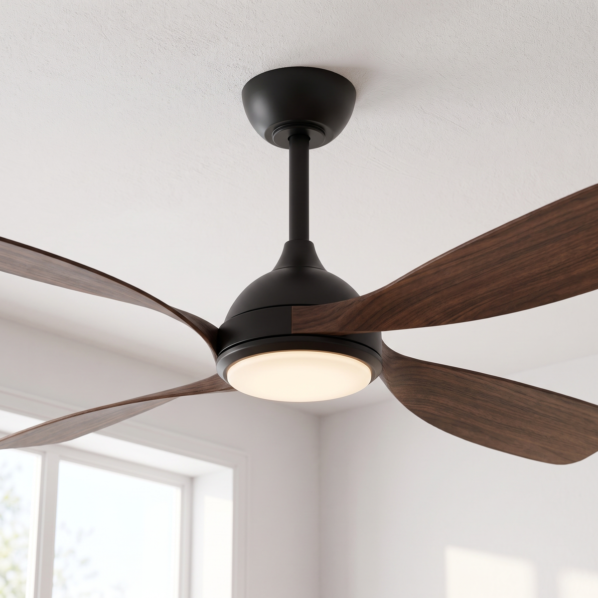 Hampton 52" Smart Wi-Fi DC Ceiling Fan – close-up detail