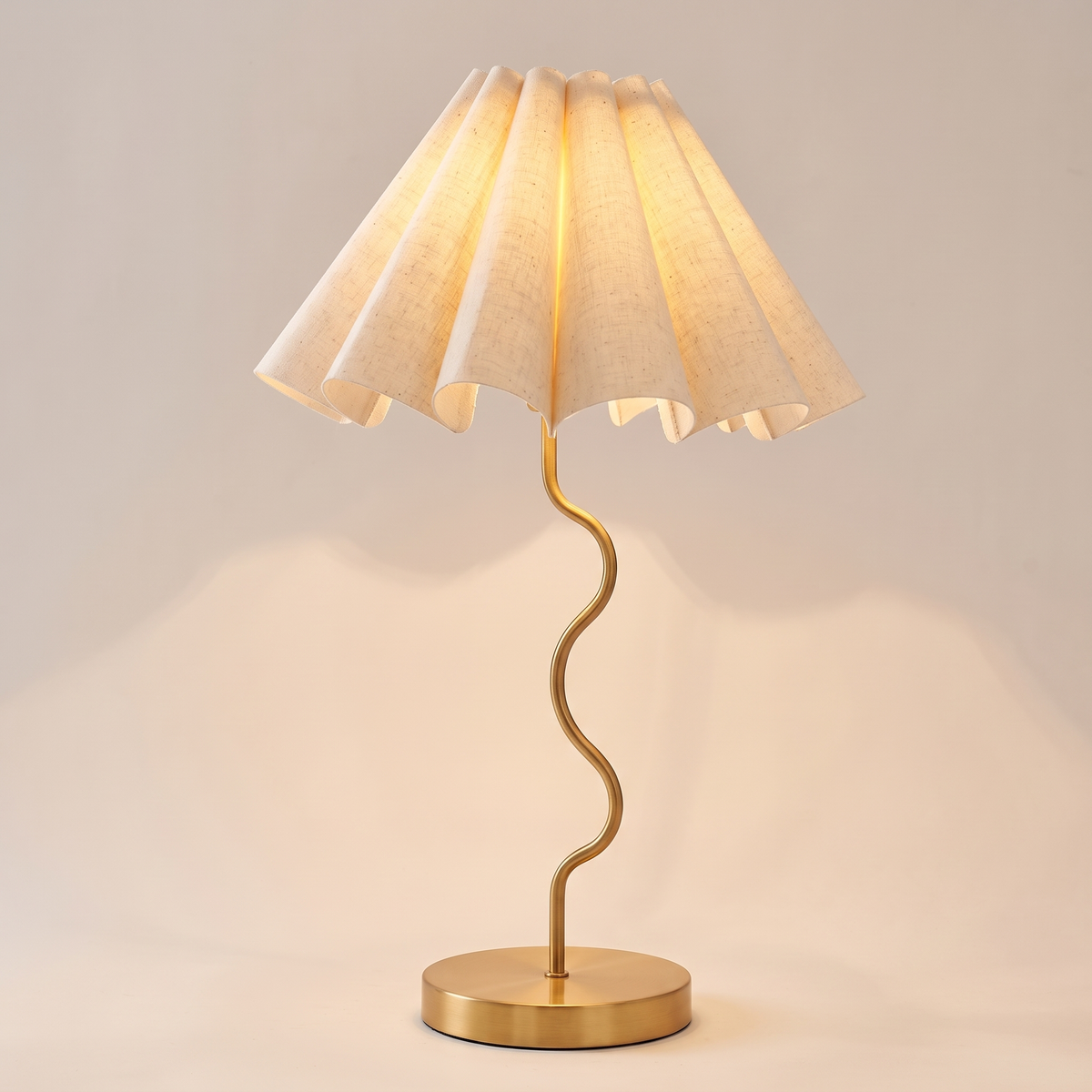 Cora Fluted Table Lamp – Neutral & Gold – studio product shot
