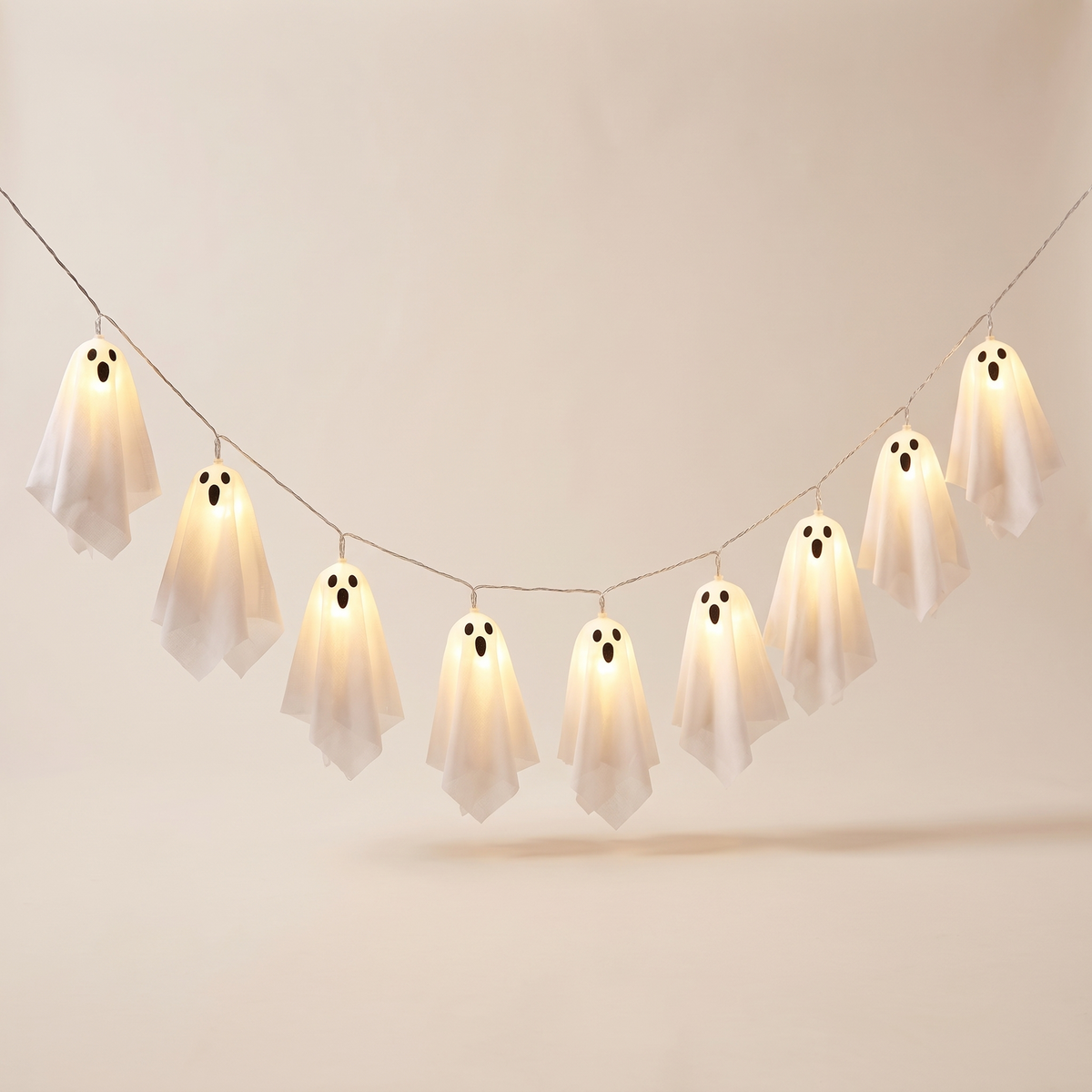 Floating Ghost String Lights – 10 LED Battery Halloween Lights – studio view
