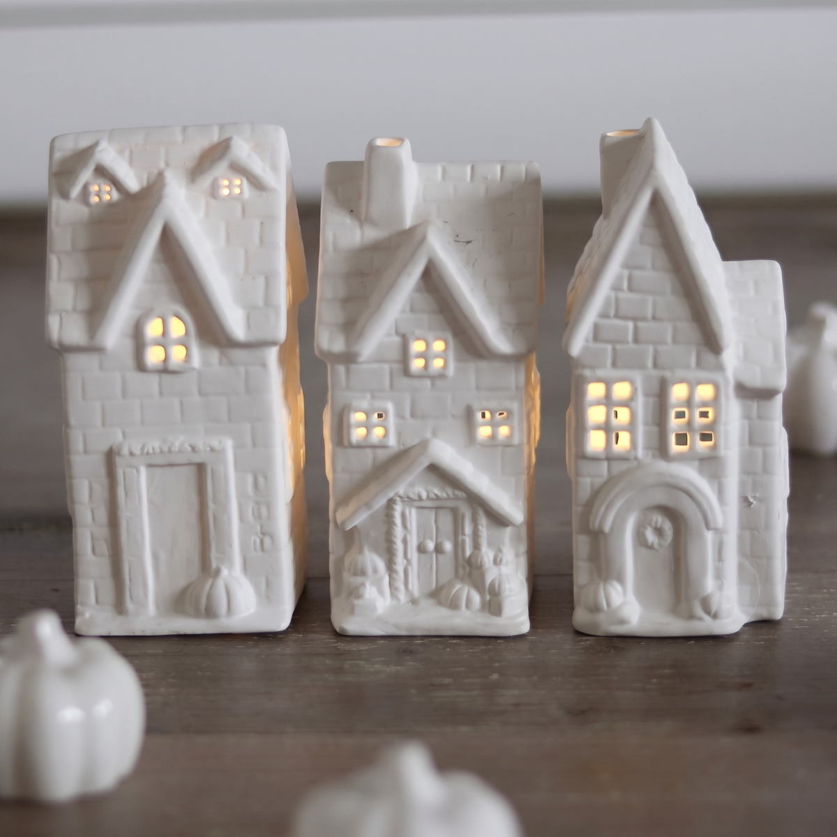 Large LED Ceramic Autumn Houses – Set of 3 – close-up detail