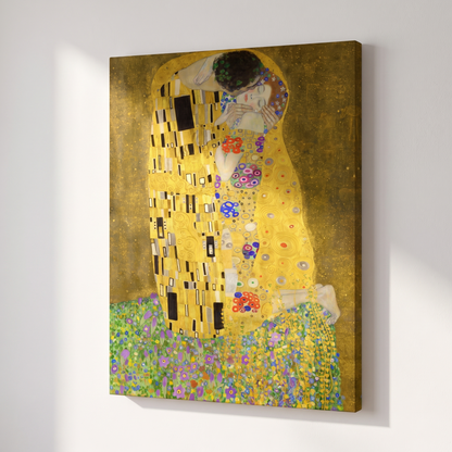 The Kiss by Gustav Klimt – Framed Gold Art Nouveau Art Print – side angle showing texture